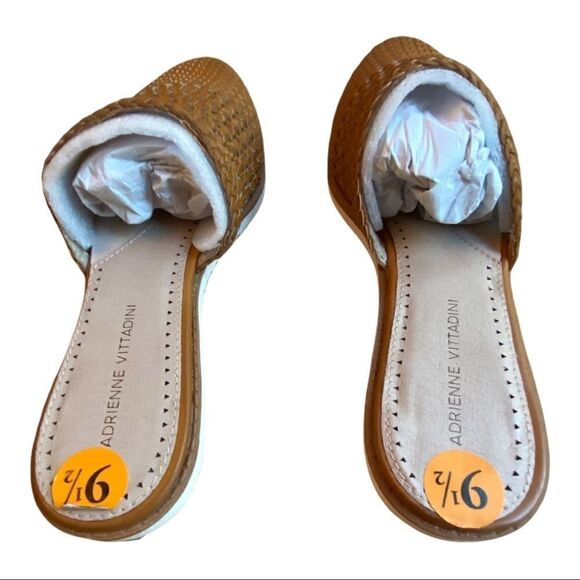 Adrienne Vittadini Lizzi Basket Weave Mules Shoes Sz 9.5 NEW - Picture 3 of 5